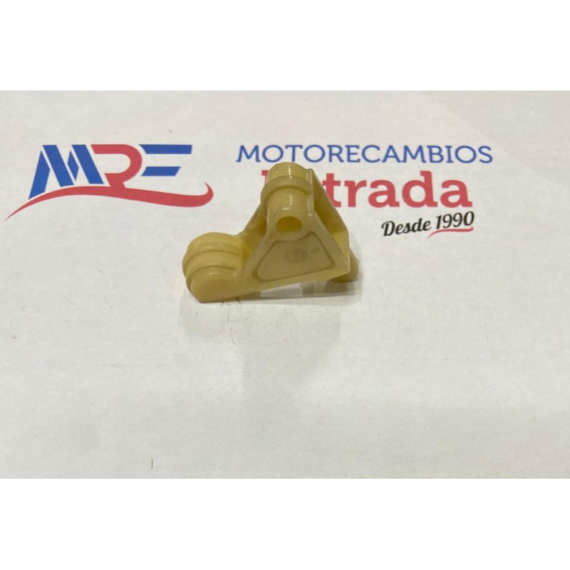 GUIA TENSOR CADENA PEDALES VESPINO 50CC